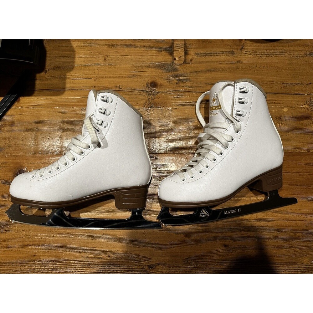 Girls Size 1 Jackson Excel White Figure Skates Mark II 1C EUC 1291